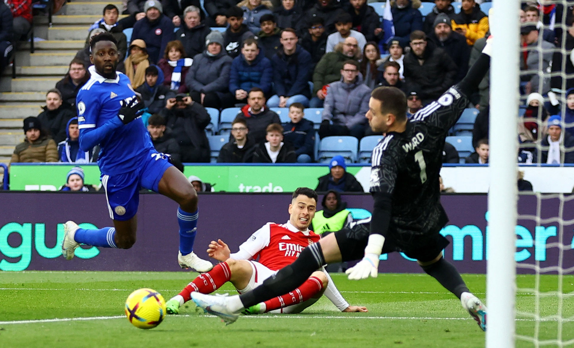 在困难的国 在困难的国